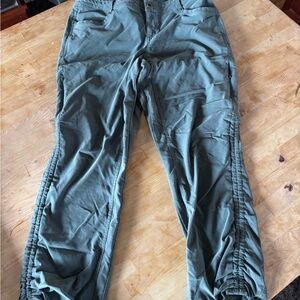 Kuhl TREKR™ Convertible Pant to Capri in Teal